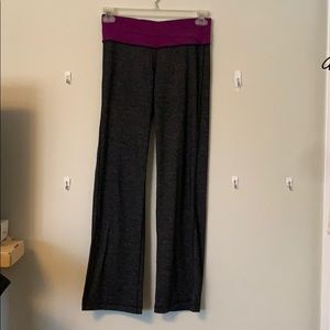 Lululemon workout pants. Grey with fuchsia top